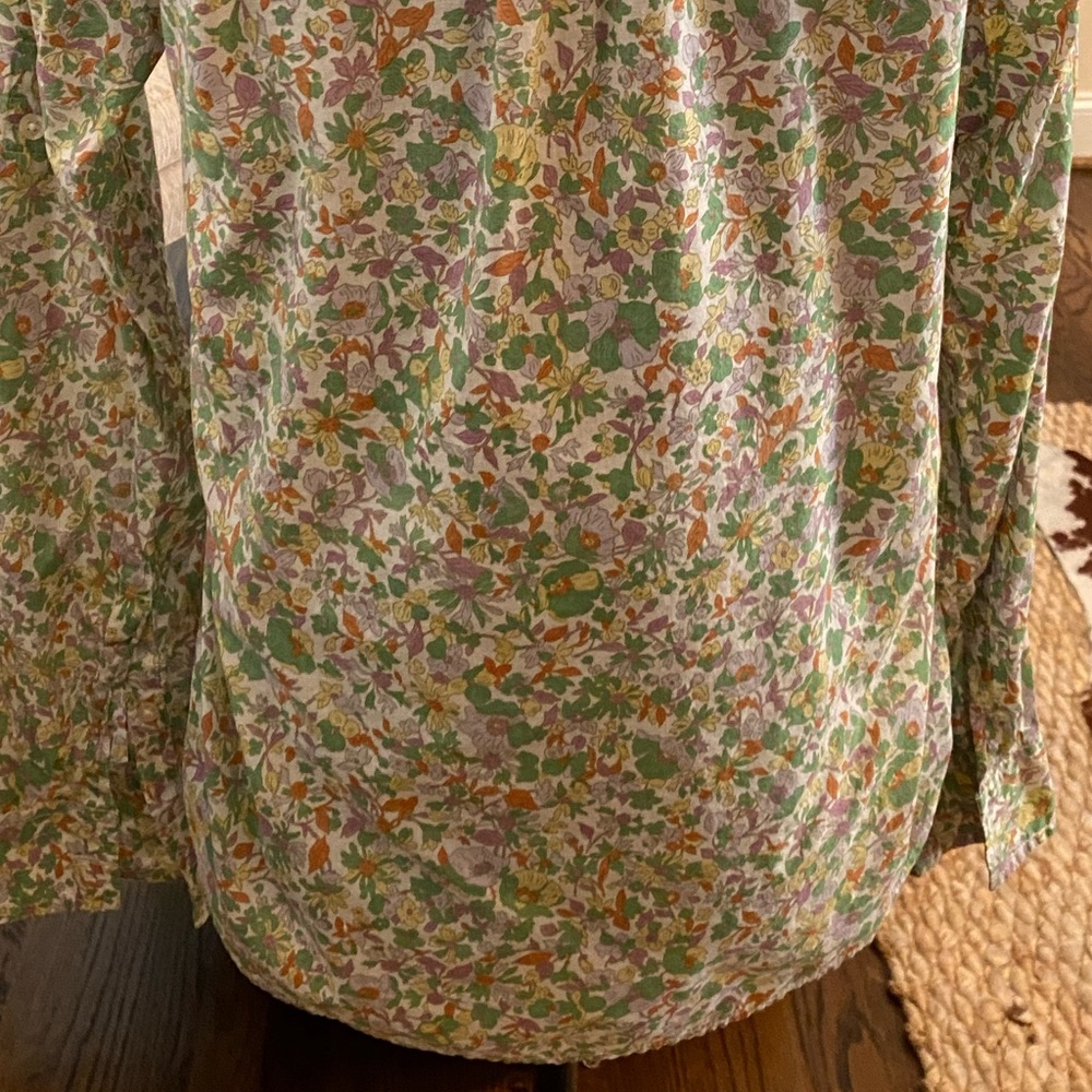 Gap Flora Button Down Top - image 6
